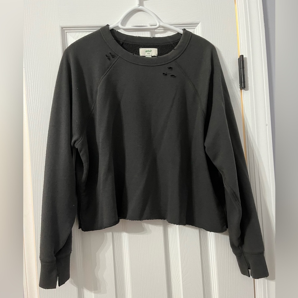 Women's Medium Gray Aerie Distressed Crew